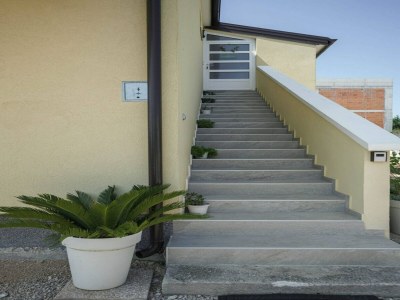 Apartment Atemberaubende Wohnung in Nähe des Strandes Plava - Features photo 14