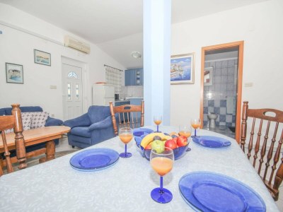 Apartment Wohnung in Tribunj nahe Tribunj Strand - Features photo 22