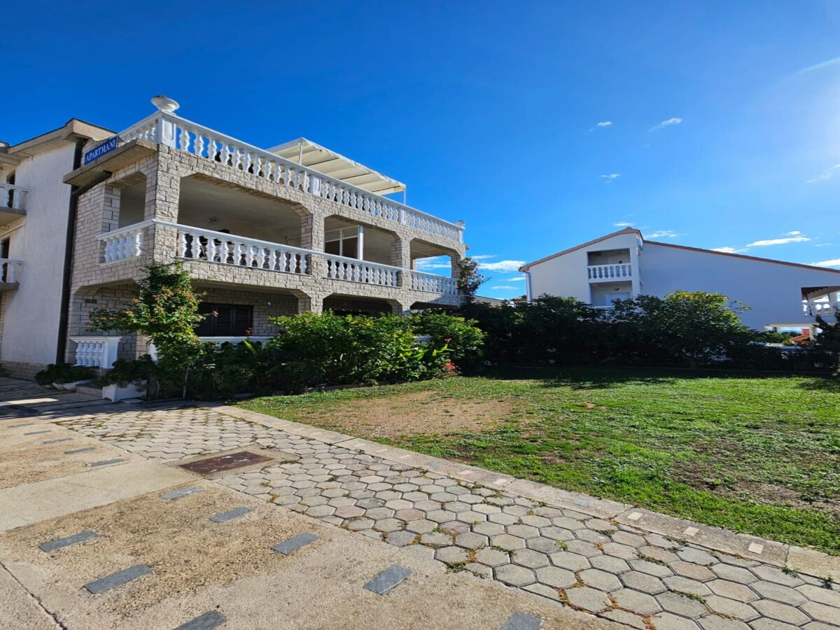 Apartment Studio in Tribunj near Bristak Beach - Outdoor photo 5