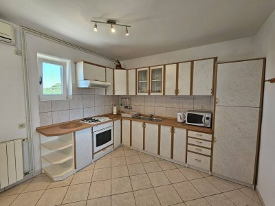 Apartment Three-bedroom apartment in Murter - Features photo 6