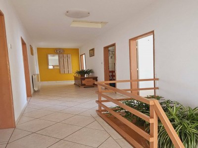 Apartment Three-bedroom apartment in Murter - Features photo 10