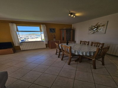 Apartment Three-bedroom apartment in Murter - Features photo 13