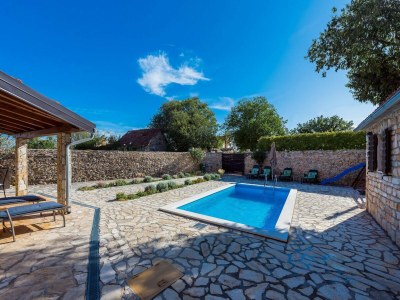 Holiday house Haus mit drei Schlafzimmern und Swimmingpool - Outdoor photo 10