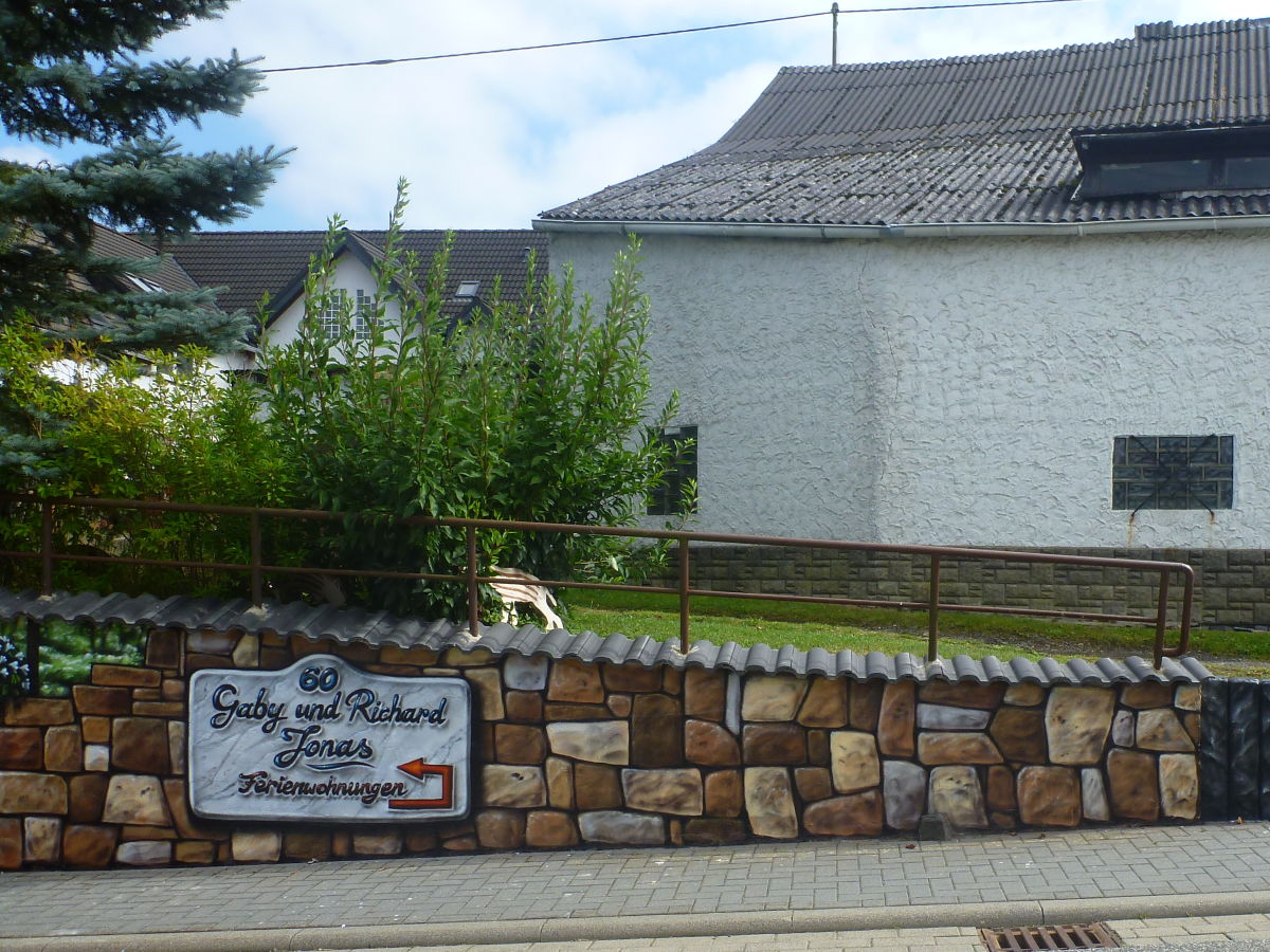 Holiday apartment Jonas close to Nürburgring - Outdoor photo 5