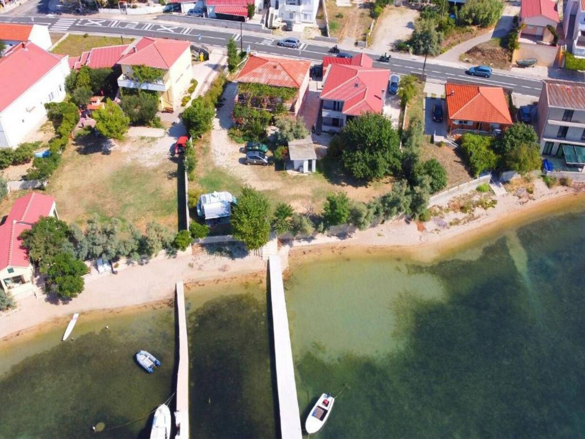 Apartment Apartment in Dinjiška by the Beach - Outdoor photo 3