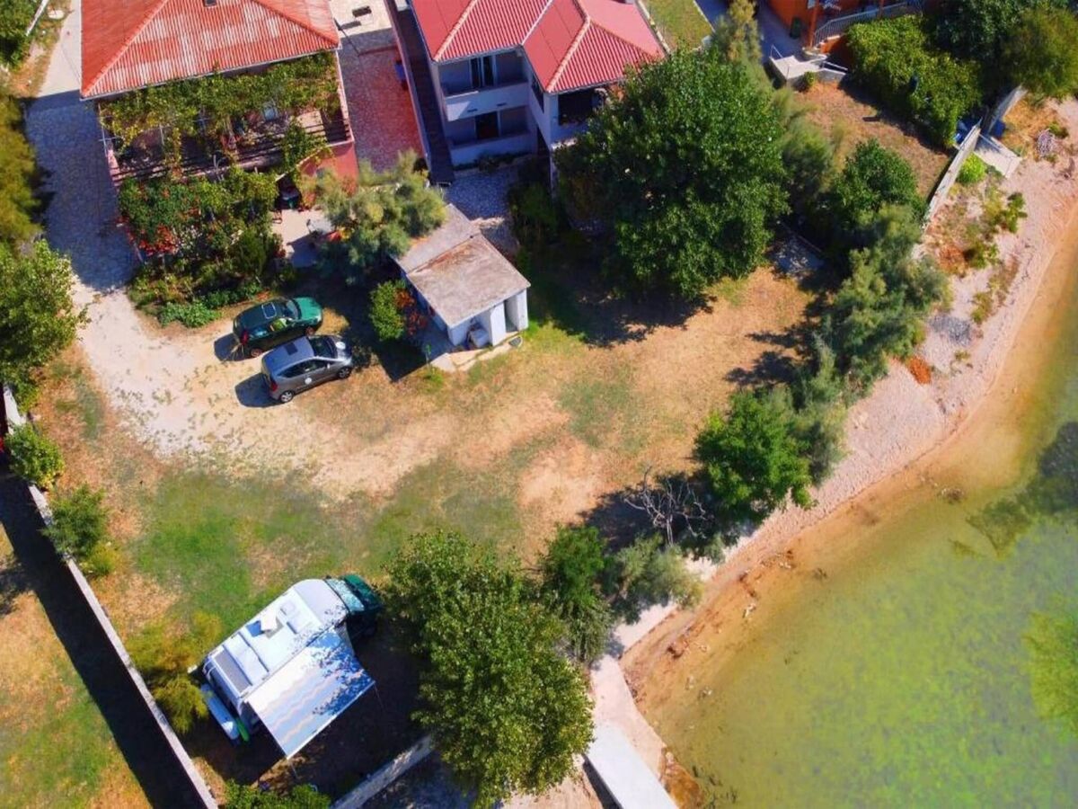 Apartment Apartment in Dinjiška by the Beach - Outdoor photo 5