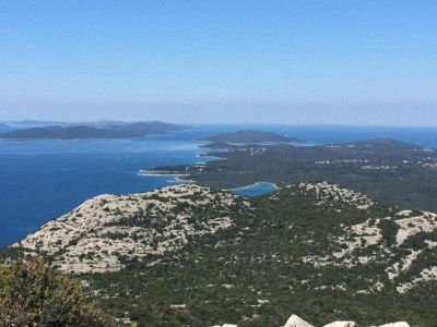 Apartment Charming one-bedroom apartment in Ugljan - Environment photo 32