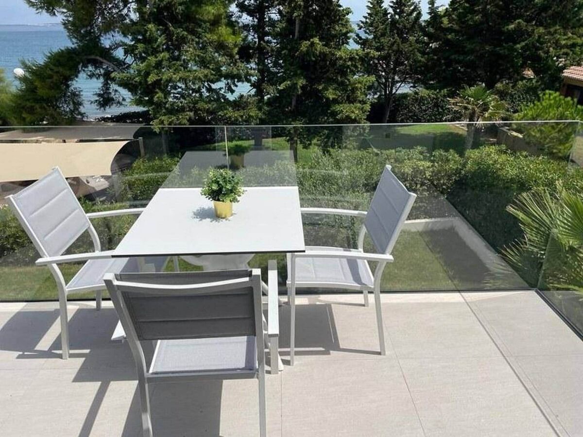 Apartment Charmante Wohnung mit einem Schlafzimmer in Ugljan - Outdoor photo 3