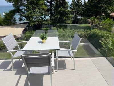 Apartment Charmante Wohnung mit einem Schlafzimmer in Ugljan - Outdoor photo 3