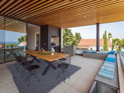 Villa Wunderschöne Villa mit Meerblick in Premantura in Štinjan - Villa