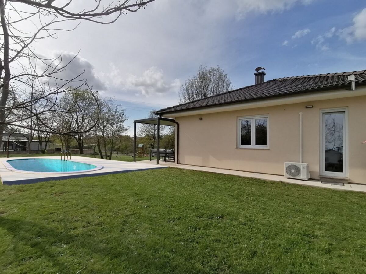 Holiday house Villa Leonika