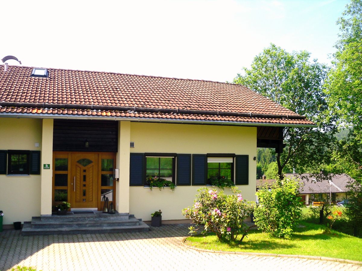 Holiday apartment in a cottage near the national park - Outdoor photo 3