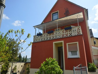 Holiday house Holiday home in the Eifel with balcony - Outdoor photo 7