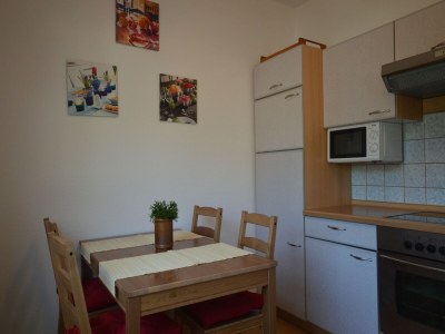 Holiday house Holiday home in the Eifel with balcony - Features photo 20