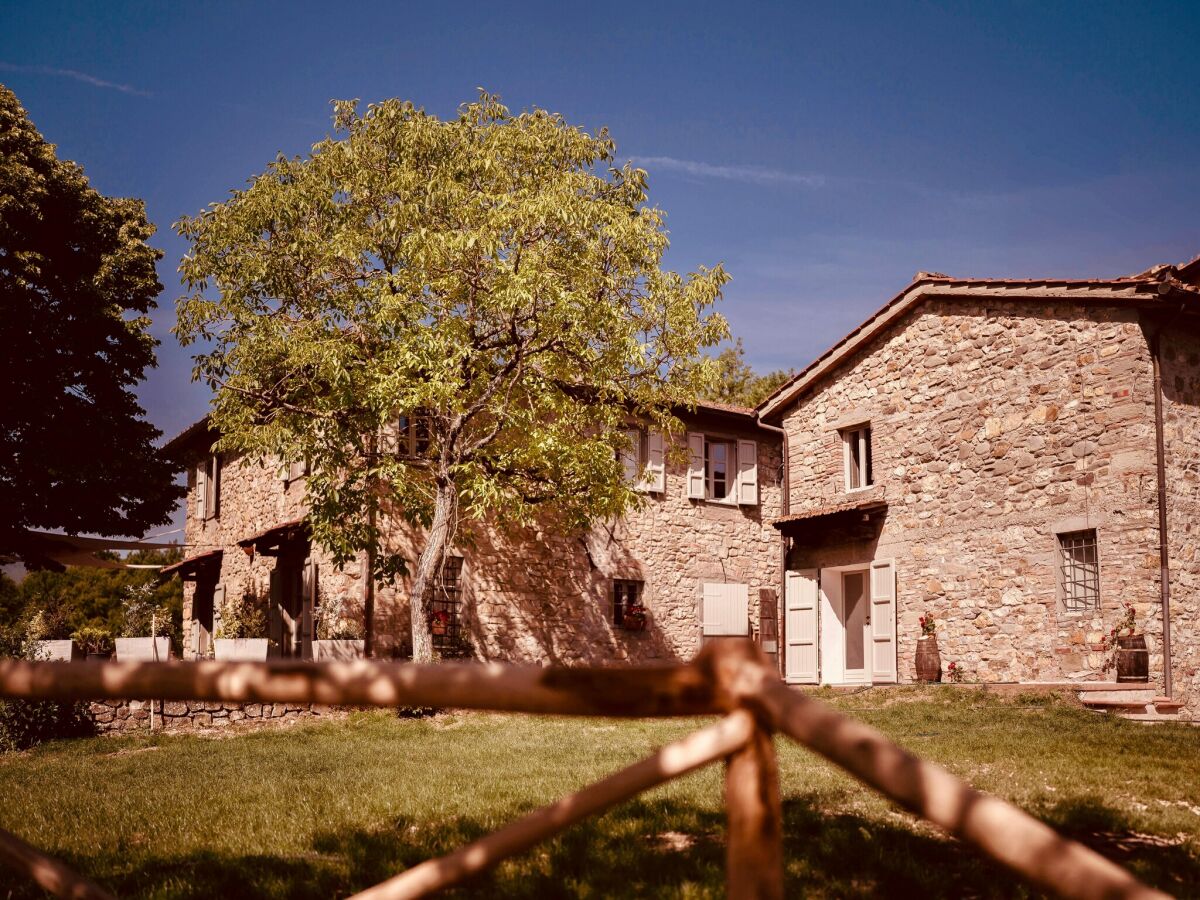 Villa Villa in der Toskana mit Pool & Sportplatz - Outdoor photo 5