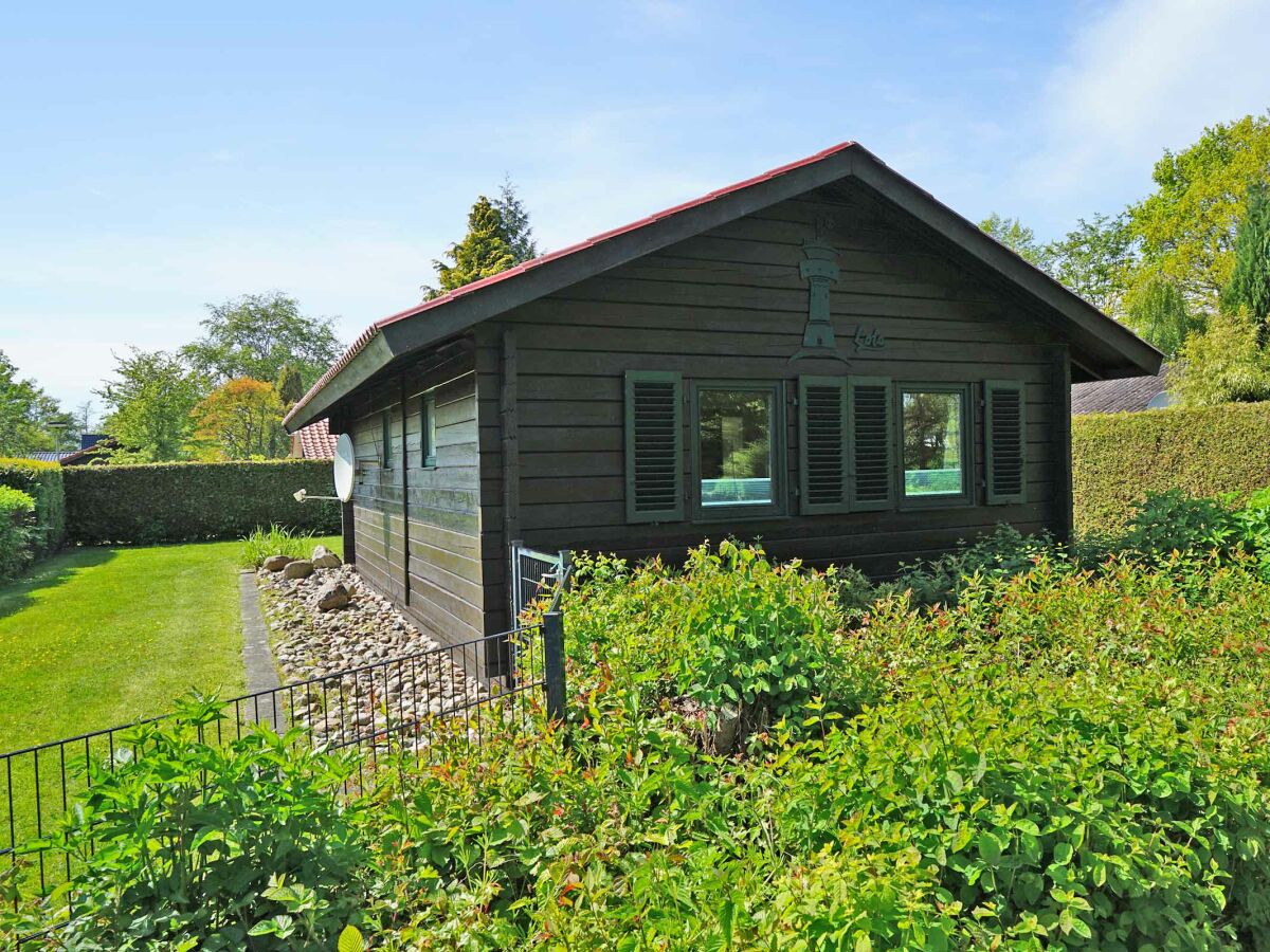 Holiday house schönes Grundstück mit Zaun - Glasfaser W-LAN - Outdoor photo 3