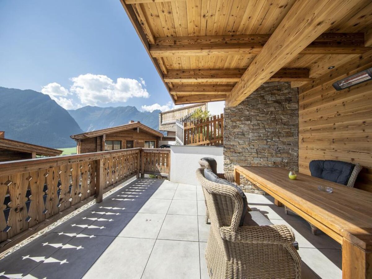 Holiday park Stylish Chalet by Ski Slopes - Outdoor photo 2