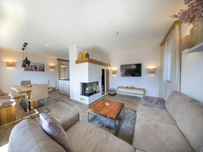 Holiday park Stylish Chalet by Ski Slopes - Features photo 26