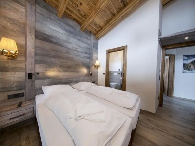 Holiday park Chalet in Neukirchen near Ski Lift & Sauna - Features photo 13