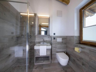 Holiday park Chalet in Neukirchen near Ski Lift & Sauna - Features photo 16