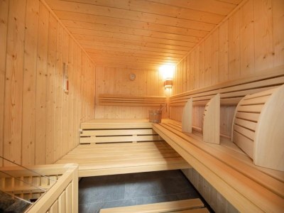 Holiday park Mountain Wellness-Aufenthalt in Neukirchen - Outdoor photo 13