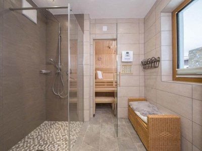 Holiday park Familienchalet in Neukirchen mit Sauna - Outdoor photo 37