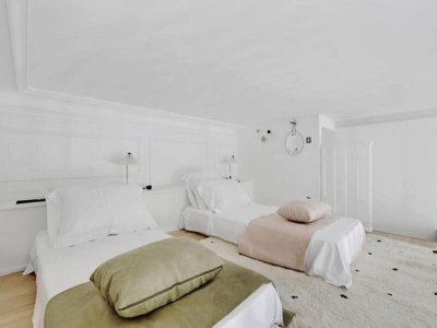 Apartment Maison Labruyère - Familie Aviau - Features photo 27