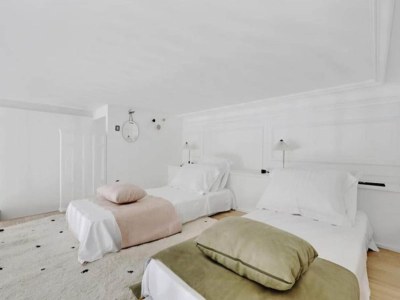 Apartment Maison Labruyère - Familie Aviau - Features photo 30