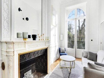 Apartment Maison Labruyère – Royal Garden Suite - Features photo 5