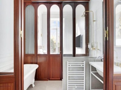 Apartment Maison Labruyère – Royal Garden Suite - Features photo 23