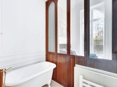 Apartment Maison Labruyère – Royal Garden Suite - Features photo 26