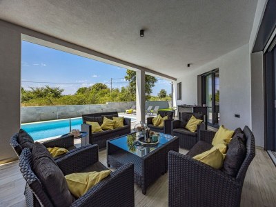 Villa Villa with Private Illuminated Pool in Valbandon - Villa