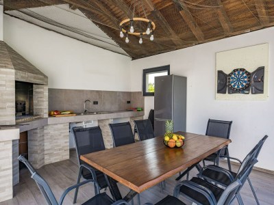 Villa Villa with Private Illuminated Pool - Outdoor photo 7