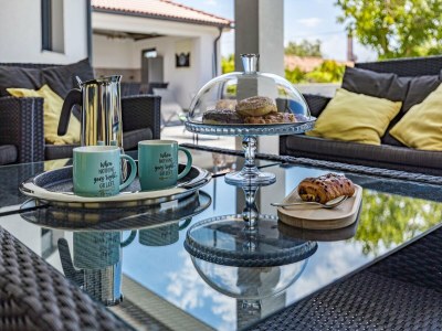 Villa Villa with Private Illuminated Pool - Outdoor photo 13