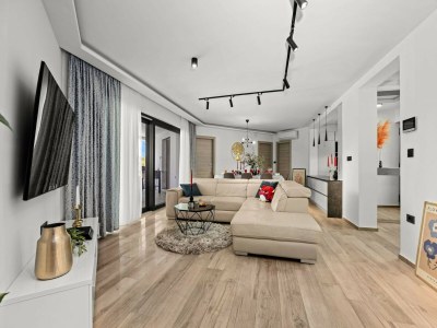 Villa Villa with Private Illuminated Pool - Features photo 28