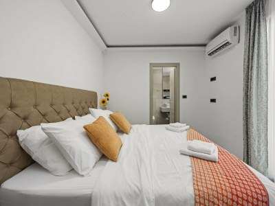 Villa Villa with Private Illuminated Pool - Features photo 36