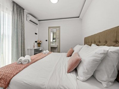 Villa Villa with Private Illuminated Pool - Features photo 42