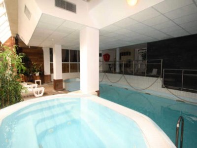 Apartment The Chalet with Pool for 9 people - Outdoor photo 20