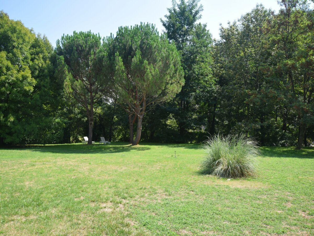 Holiday house Ferienhaus in Ardèche mit Pool & Garten - Outdoor photo 4