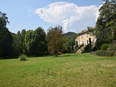 Holiday house Holiday Home in Ardèche near Château de Ventadour - Outdoor photo 17