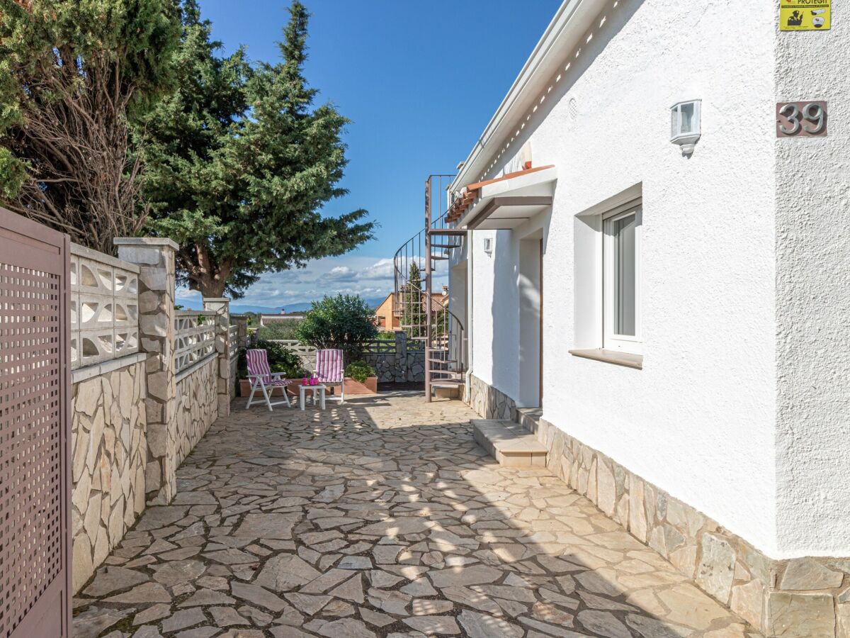 Villa 3 bedroom villa in Roses near the beach - Outdoor photo 2