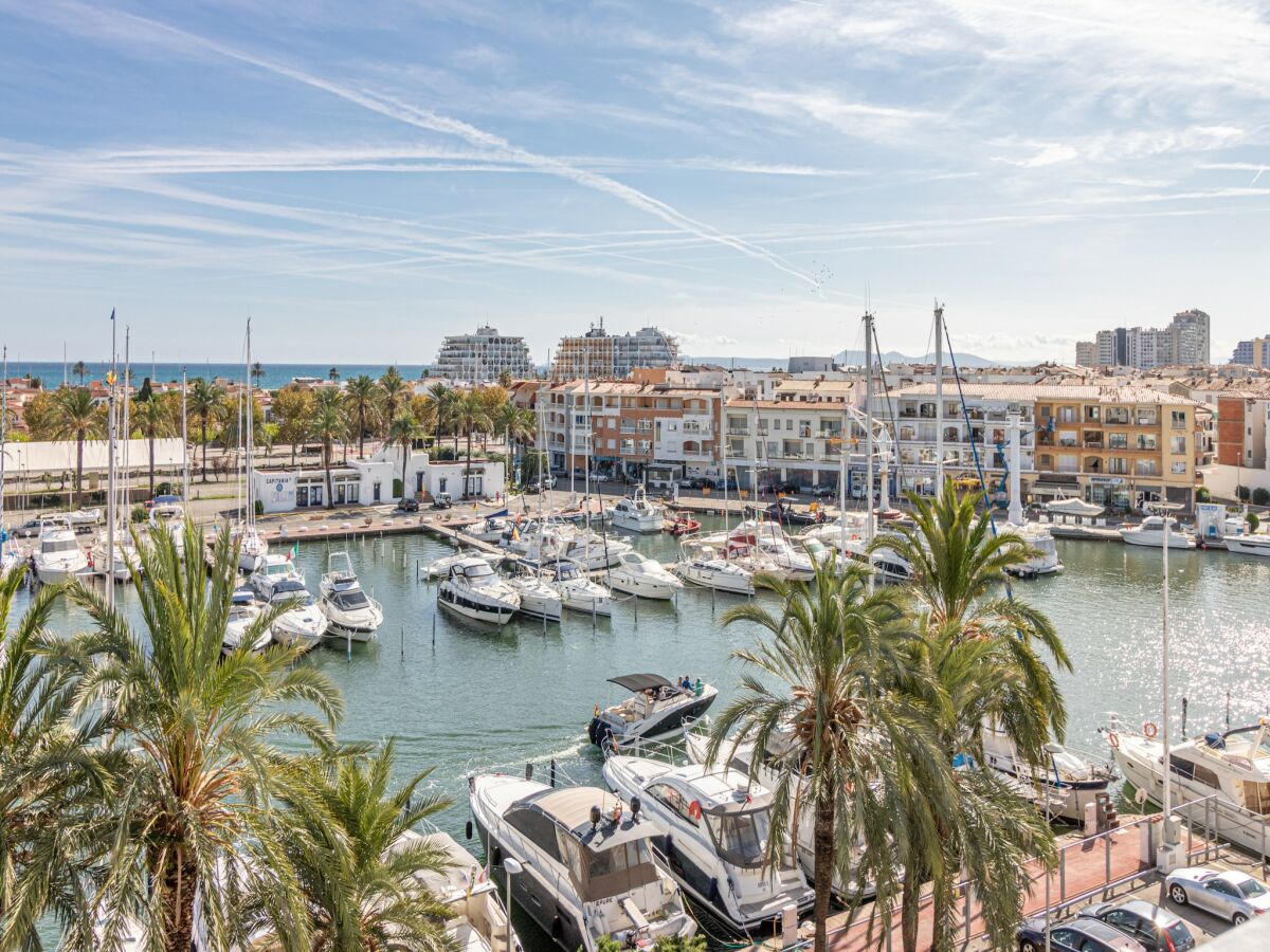 Apartment Apartment in Empuriabrava with Sea Views - Outdoor photo 3