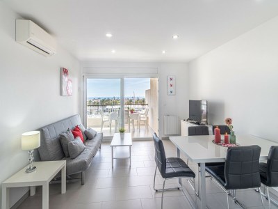 Apartment Apartment in Empuriabrava with Sea Views in Empuriabrava - Apartment
