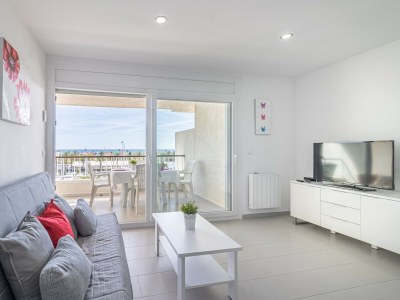 Apartment Apartment in Empuriabrava with Sea Views - Features photo 14
