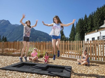 Holiday park Alpine Chalet with Mountain Views - Outdoor photo 34