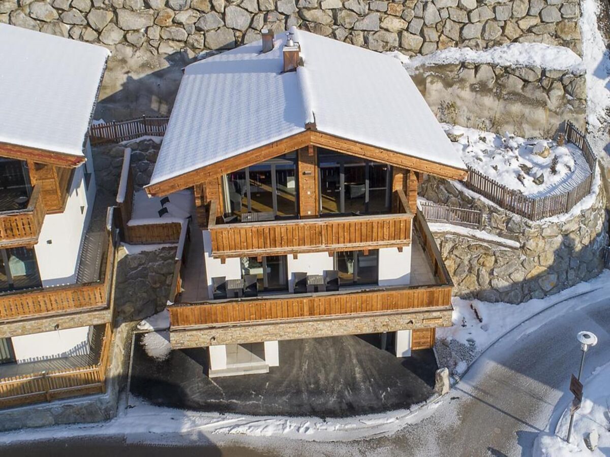 Holiday park Stilvolles Alpenchalet mit Carport - Outdoor photo 3