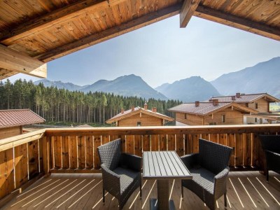 Holiday park Stilvolles Alpenchalet mit Carport - Outdoor photo 8
