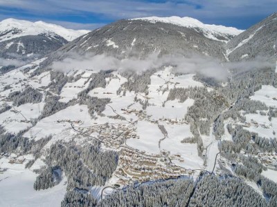 Holiday park Stilvolles Alpenchalet mit Carport - Environment photo 31