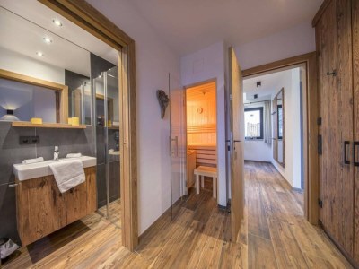 Holiday park Chalet Retreat with Terrace & Sauna - Features photo 23