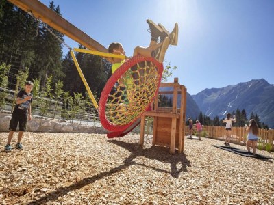 Holiday park Chalet near Slopes, Sleeps 6 - Outdoor photo 7